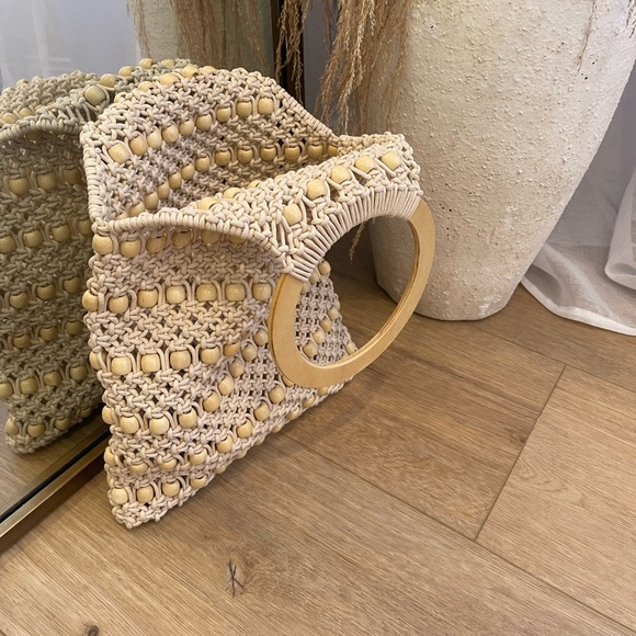 LAST2 • Cabo Ready Beaded Wooden Tote Handbag - Picture 5 of 14
